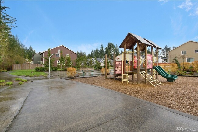 Building Photo - 7730 181st Street East