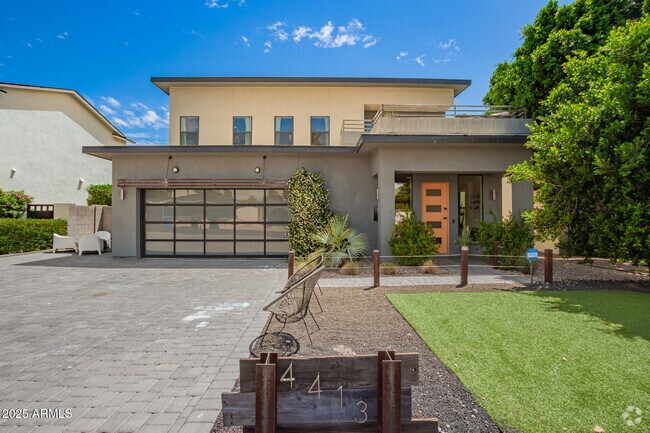 Building Photo - 4413 E Montecito Ave Rental