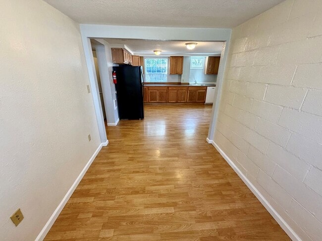 Photo - 135 NW 32nd St Unit A