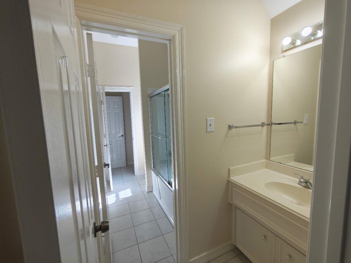 Photo - 3315 Frostwood Dr