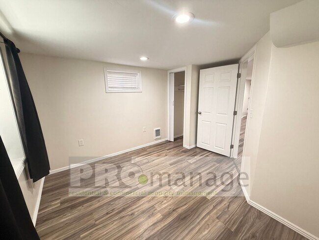 Photo - 335 E 17th St Unit 335 1/2
