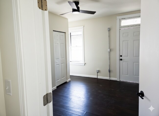 Photo - 4746 Nebraska Ave Unit 4746 1F