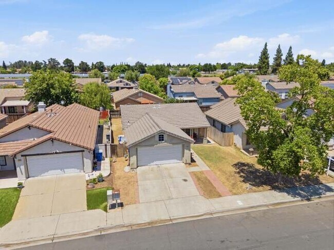 Photo - 5642 W Donner Ave
