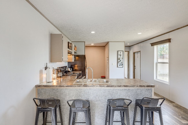 Photo - 930 County Rd 3390