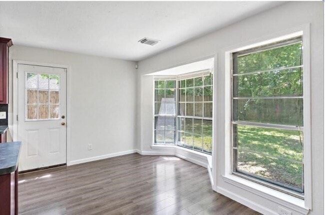 Photo - 7019 Oak Bough Dr