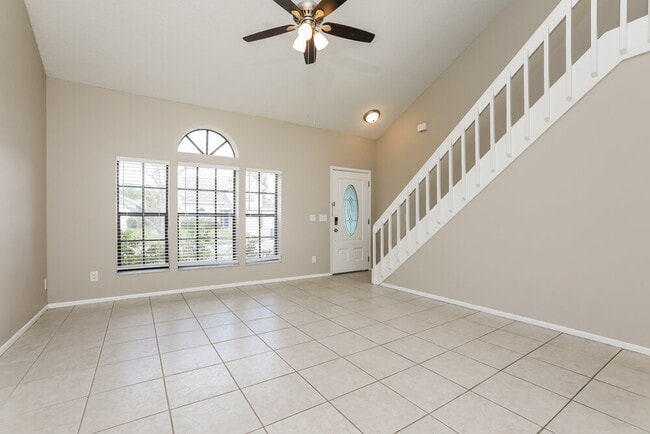 Photo - 1034 Burnett St