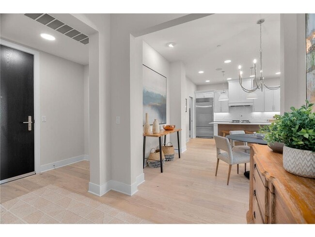 Photo - 1 Hill Farm Rd Unit 107