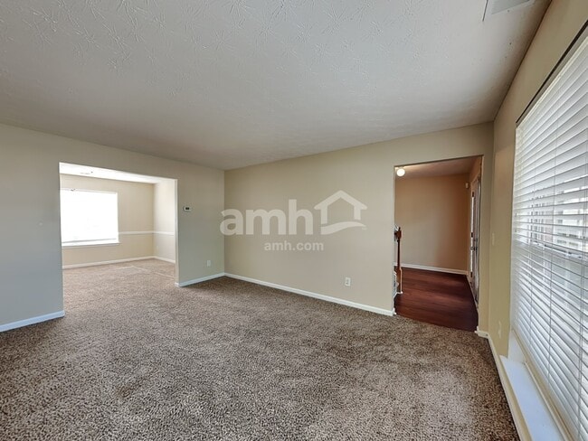 Photo - 1905 Gates Ferry Way