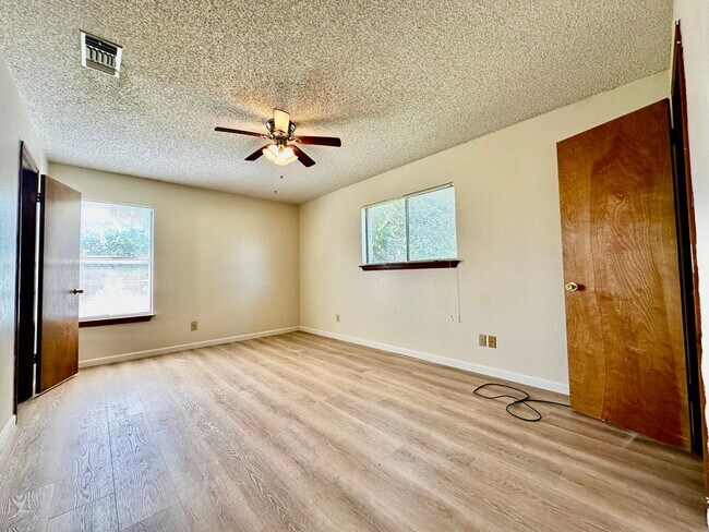 Photo - 580 Rimrock Rd Townhome