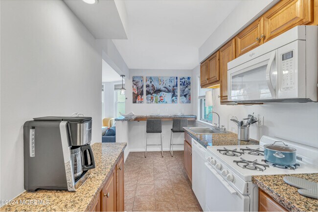 1203 Heck St