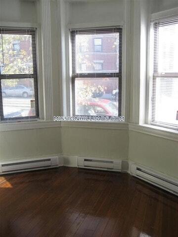 Photo - 887 Huntington Ave Apartment Unit 2