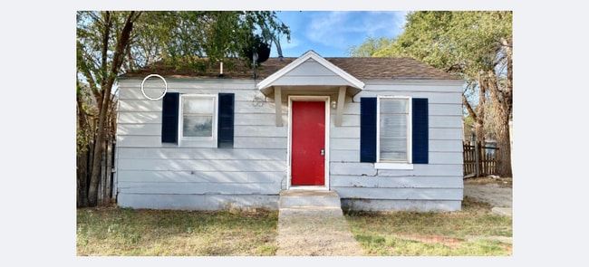 Building Photo - 216 E 36th St Rental