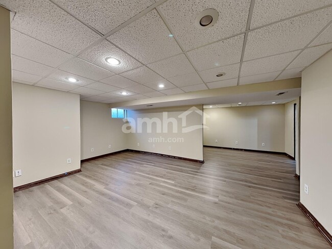 Photo - 1209 Nottingham Rd