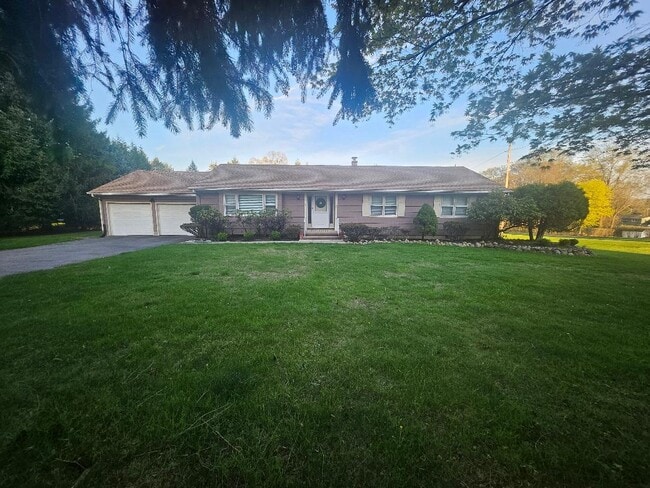 Photo - 297 Airmont Ave