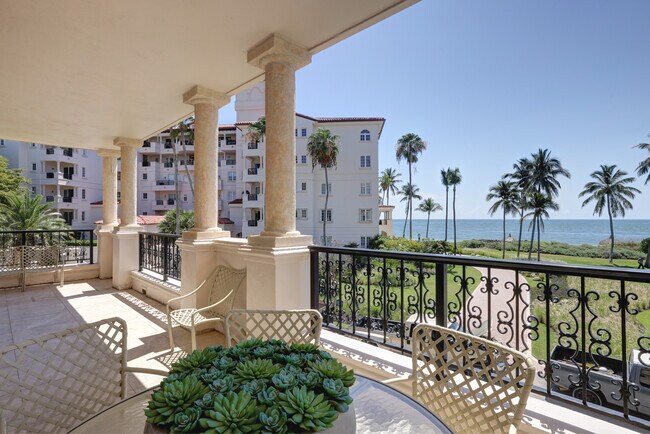 Photo - 19223 Fisher Island Dr
