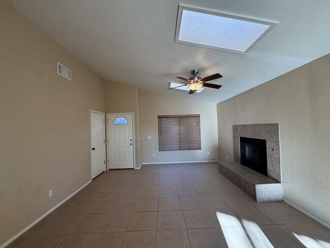 Photo - 1113 San Jacinto Dr