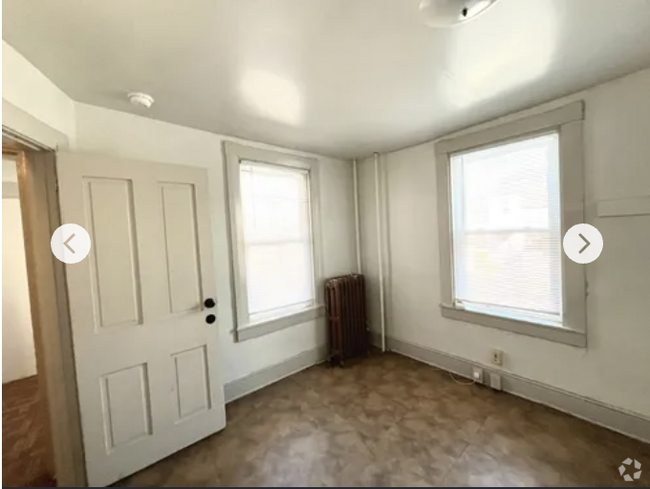 Building Photo - 645 E Orange St Rental