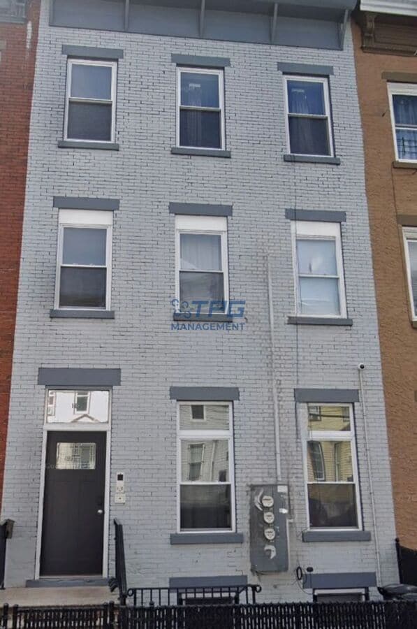 Building Photo - 142 Ripley Pl Unit 3