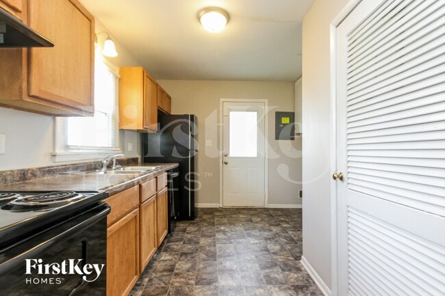 Photo - 1425 Western Dr