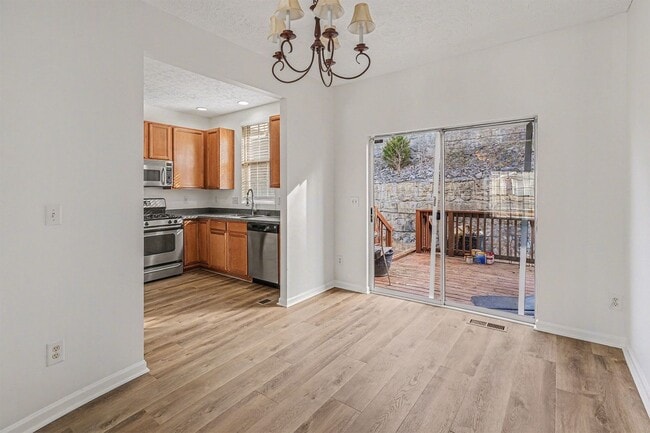 Photo - Wonderful 3 Bedroom 2.5 Bath Townhouse in West Park!