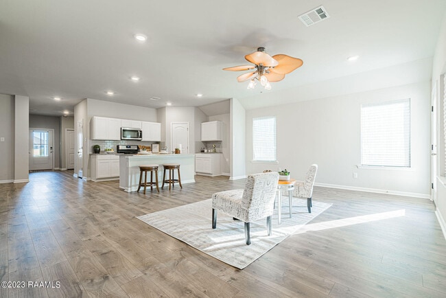 Photo - 101 Eagle Lk Dr