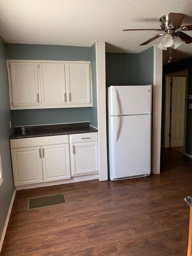 Photo - Available Now! 3 Bed 2 Bath