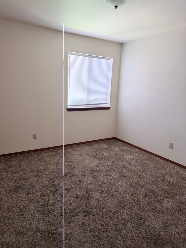 9800 US Highway 12 Unit B