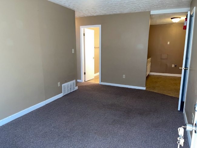 Photo - 1392 Summit St Unidad A