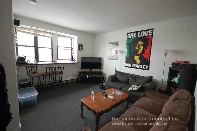 Photo - 774 Columbus Ave Unidad 5