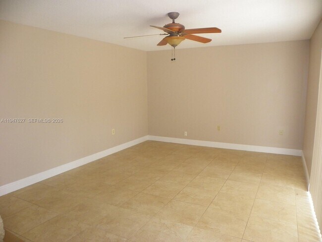 Photo - 4083 Forest Hill Dr