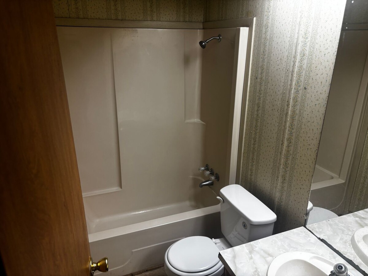 Photo - 2 bedroom, 2 bath