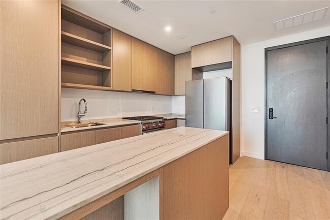 Photo - 610 Davis St Unit 4406