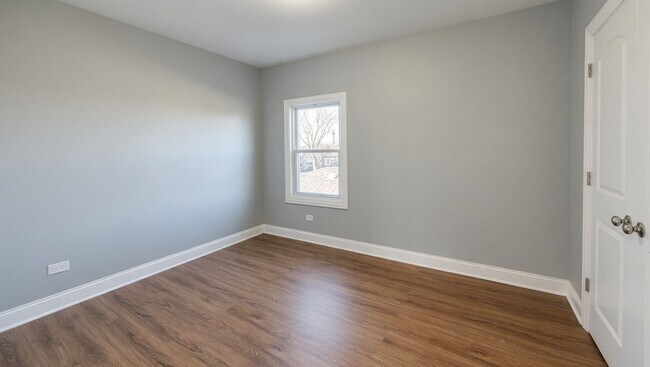 Photo - 2717 N Rutherford Ave Unit 2