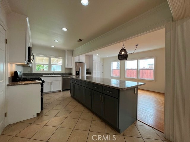 Building Photo - 4316 Greenbush Ave