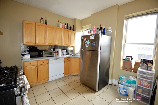 Photo - 17 Highgate St Unit 7