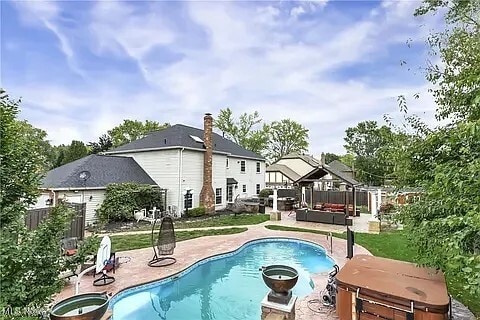 Photo - 23917 Stonehedge Dr