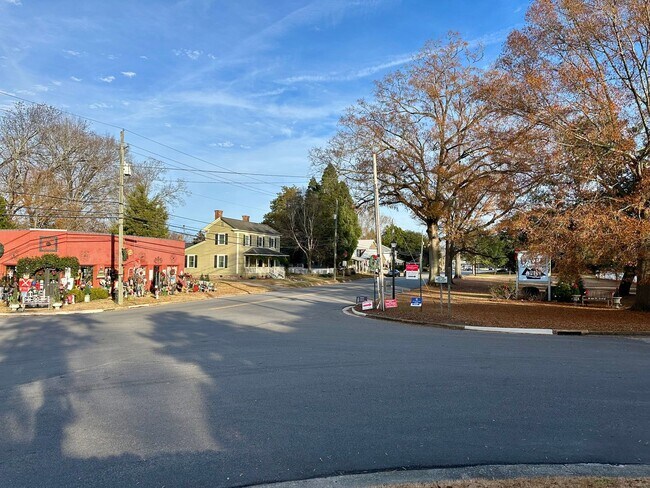 Photo - Historic Home in Downtown Bath