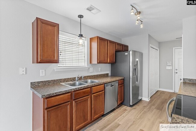 Photo - 827 Chablis Dr