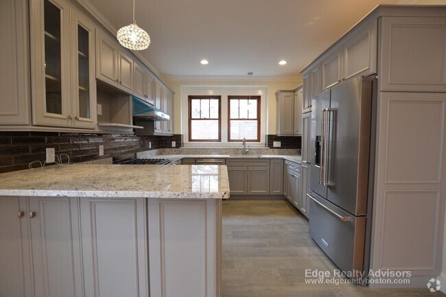 Building Photo - 38 Gerrish St Rental