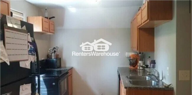 Photo - 752 Carroll Ave