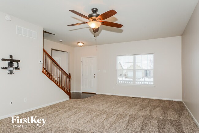 Photo - 246 Wabash Woods Way