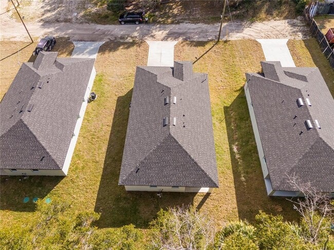 Photo - 435 E 13th St