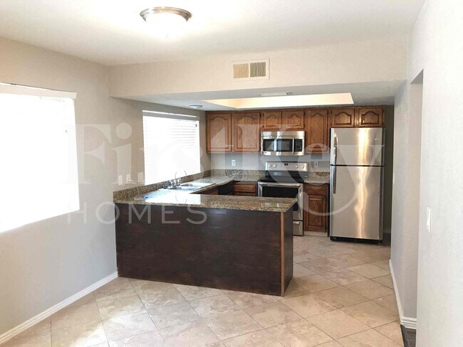 Photo - 4841 W Paradise Ln