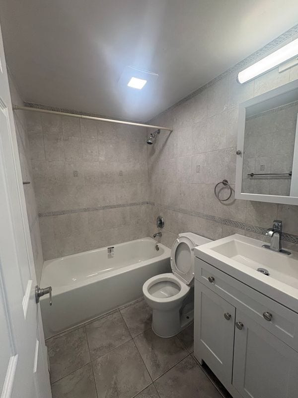 Photo - 2060 Washington Ave Unit 2
