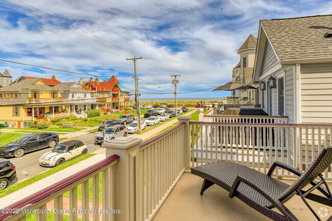 Building Photo - 8 Surf Ave Rental