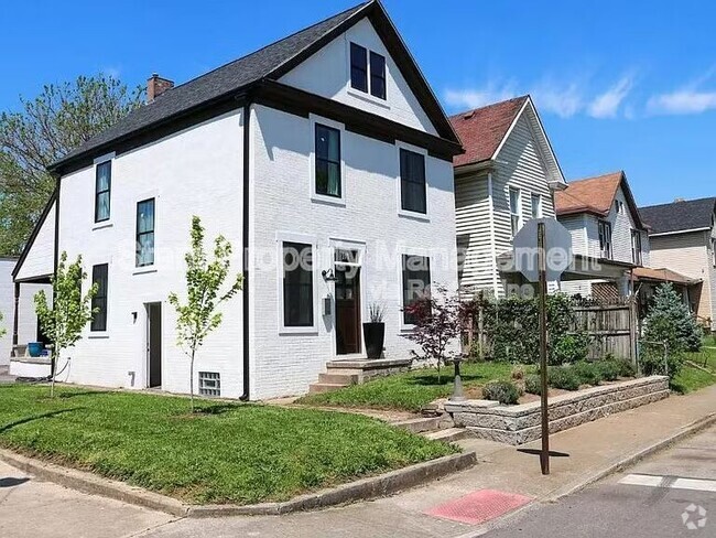 Building Photo - 219 S Cypress Ave Rental
