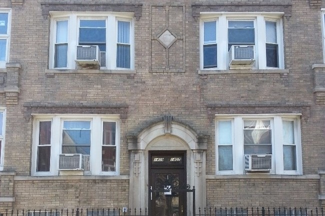 Fachada del edificio - 1409 E 68th St Unidad 1E