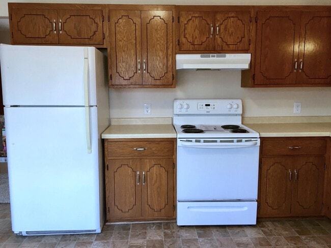 Photo - 334 4th St N