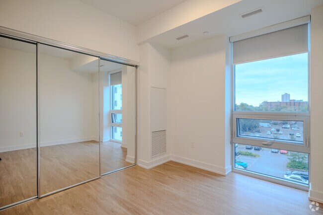 2BR, 2BA - 908SF - 1st Bedroom - The Huron