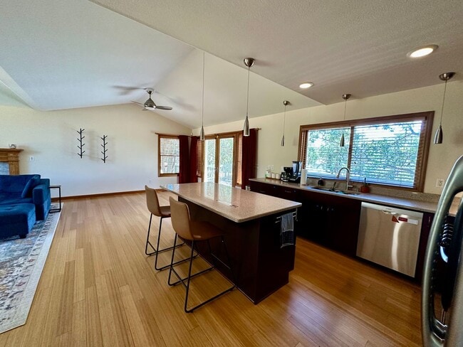 Photo - Stunning Running Y Ridge Home with Lake Views – Furnished or Unfurnished!